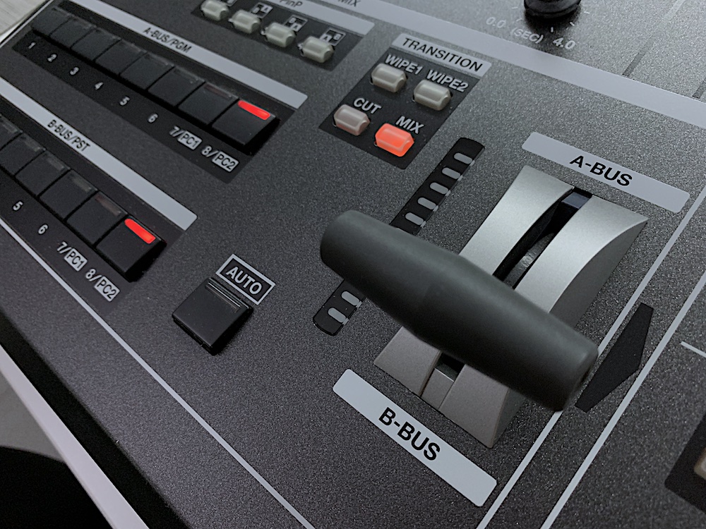 Roland LVS-800: SD production-switcher. - MOD WIGGLER